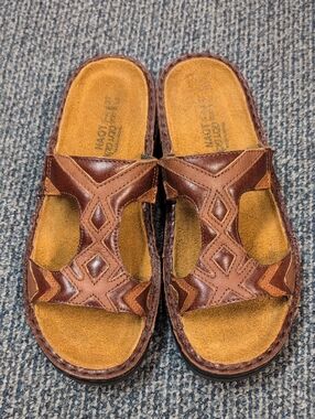 Naot Brown Leather Cutout Slide Sandals Size 37